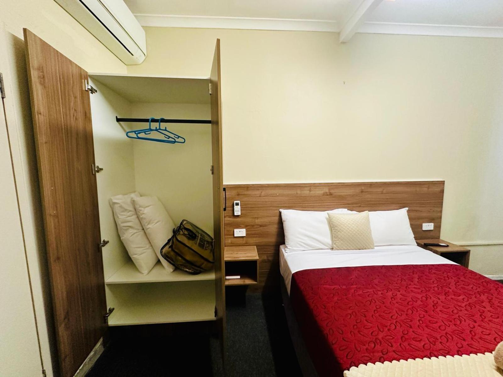 Wattle Tree Motel Cootamundra Exterior photo